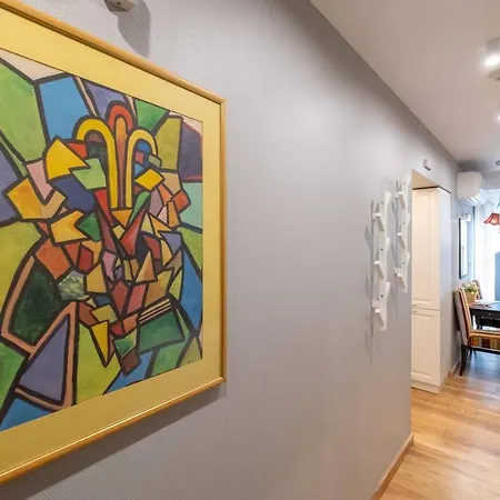 High-end Designer Studio ➫ Ac + Parking